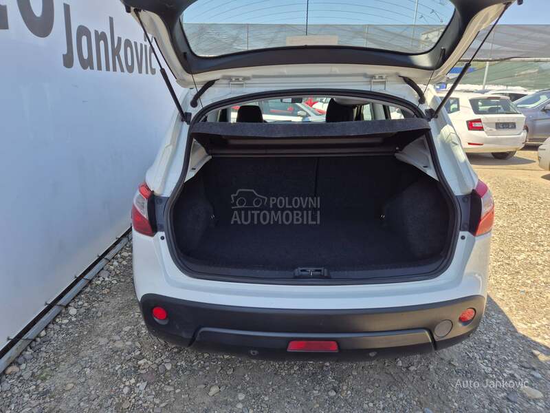 Nissan Qashqai 1.5 dci