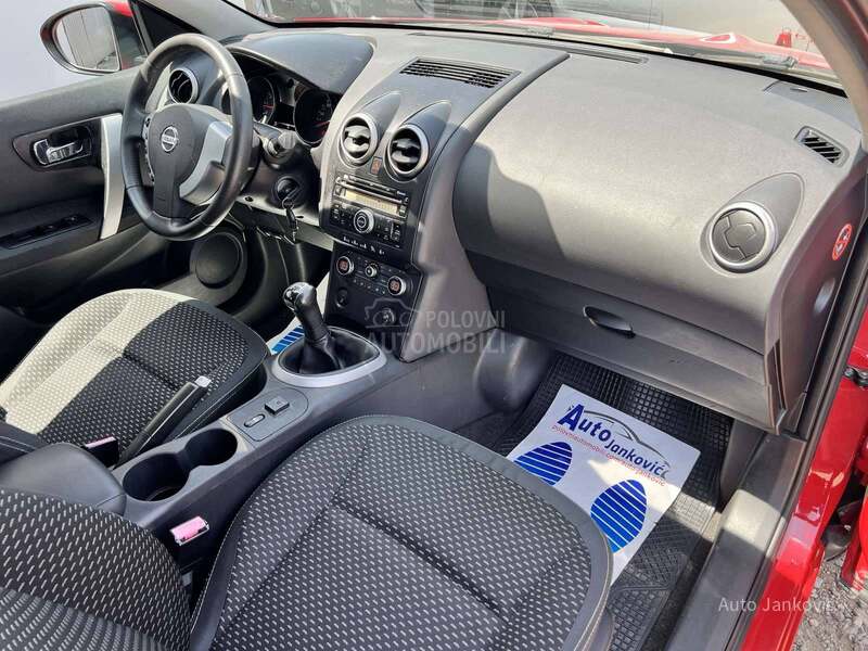 Nissan Qashqai 1.6    P L I N