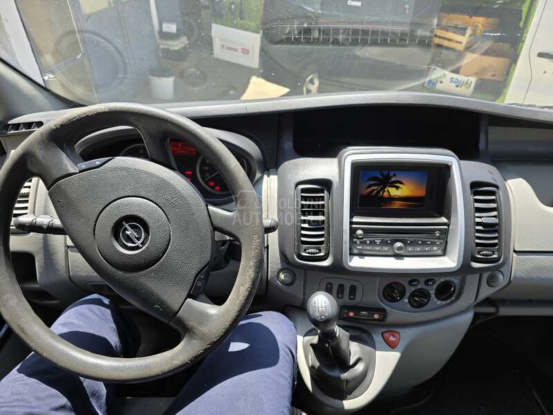 Opel Vivaro 