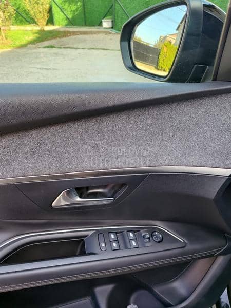 Peugeot 3008 Allure HDi 130 AT8
