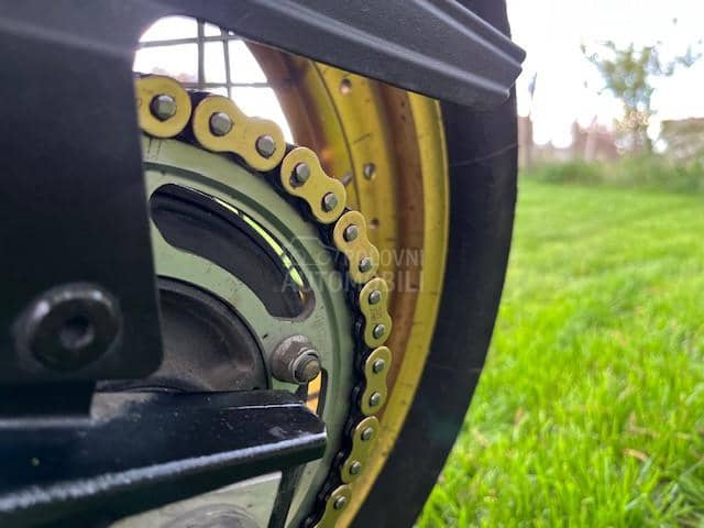 Suzuki V STROM 1050 XT