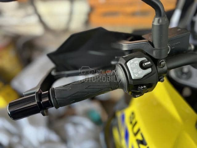 Suzuki V STROM 1050 XT