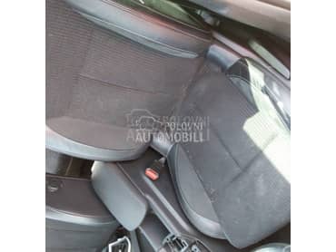 enterijer za Citroen C4 od 2011. do 2017. god.