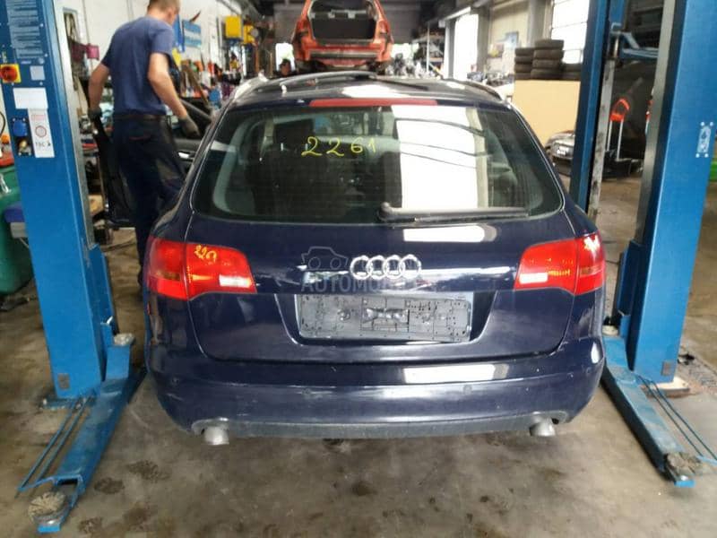 Audi A6 2006 -  kompletan auto u delovima