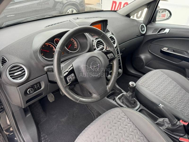 Opel Corsa D 