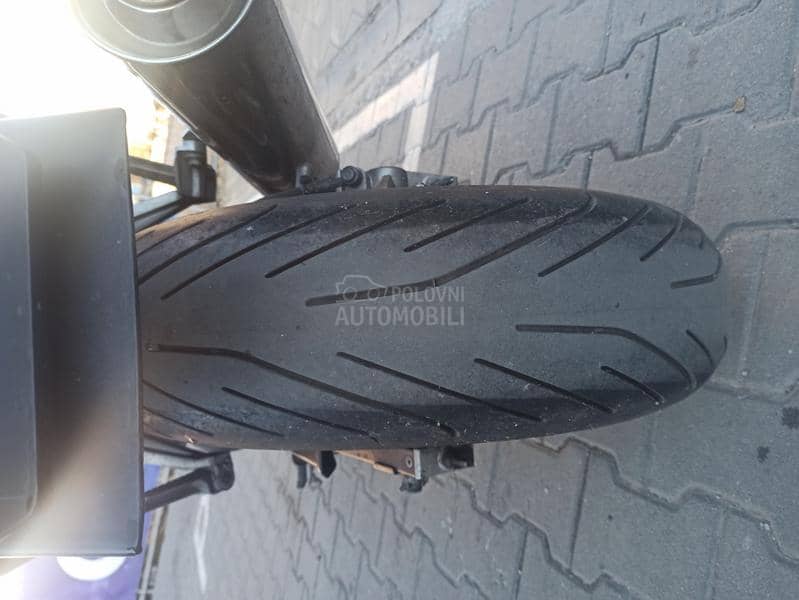 Kawasaki zr7s Hitno Fixno