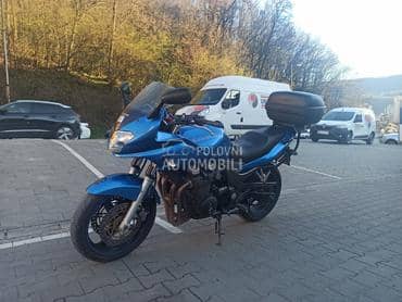 Kawasaki zr7s Hitno Fixno