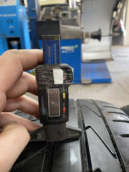 Hankook 225/55 R17 Letnja