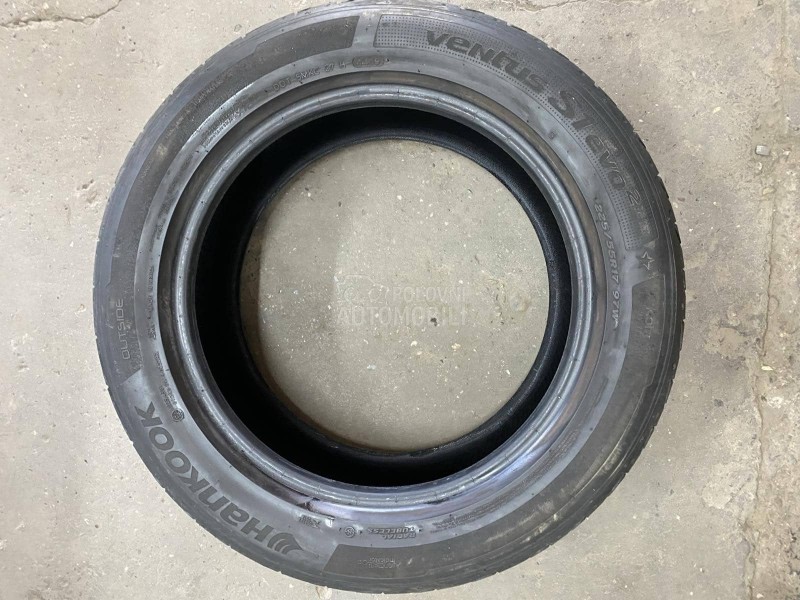 Hankook 225/55 R17 Letnja