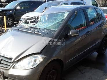 Mercedes Benz A Klasa 2010 -  kompletan auto u delovima