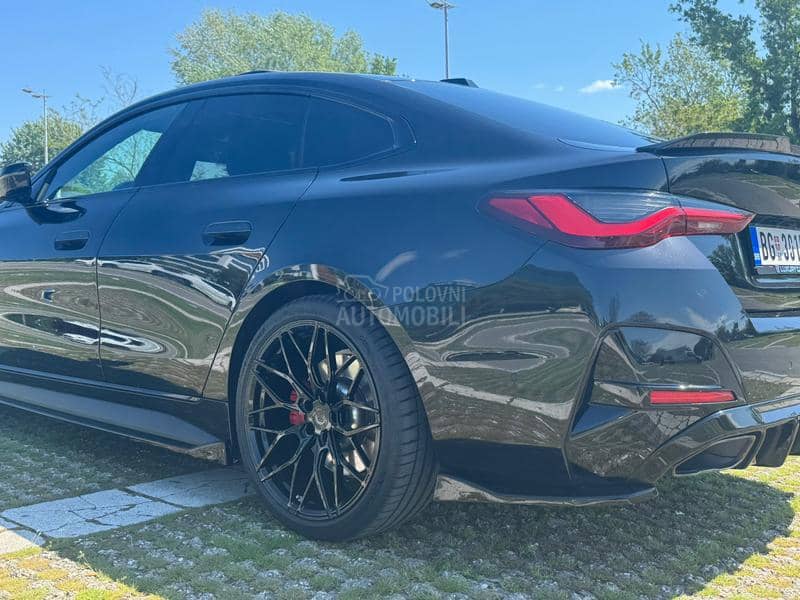 BMW M440i 