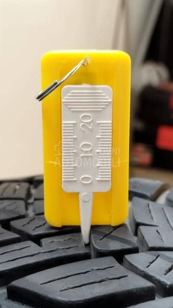Fulda 205/60 R16 Zimska