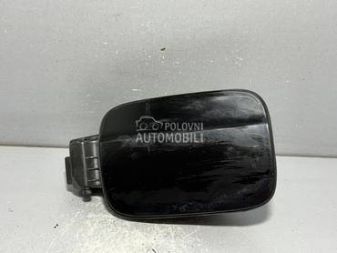 POKLOPAC REZERVOARA za Audi A4