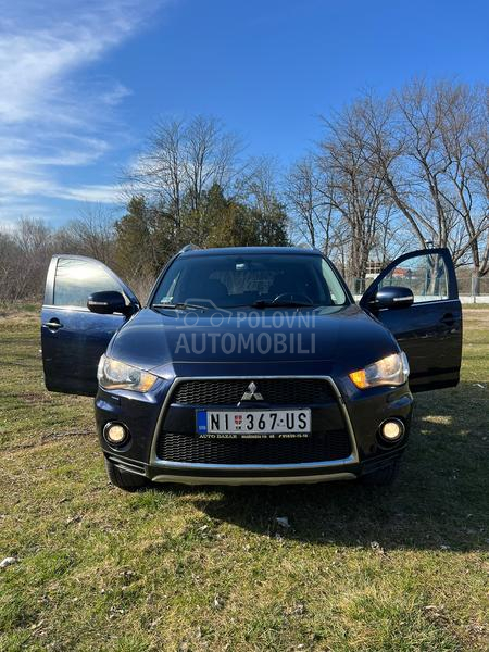 Mitsubishi Outlander o p i s 2.0d