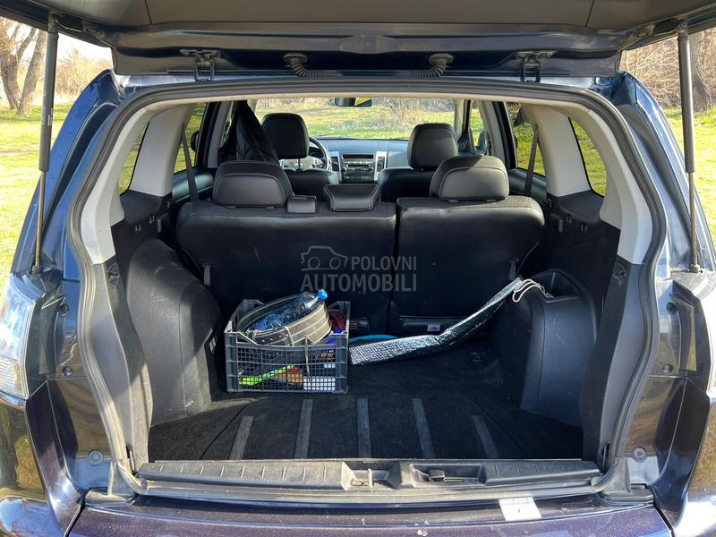 Mitsubishi Outlander o p i s 2.0d