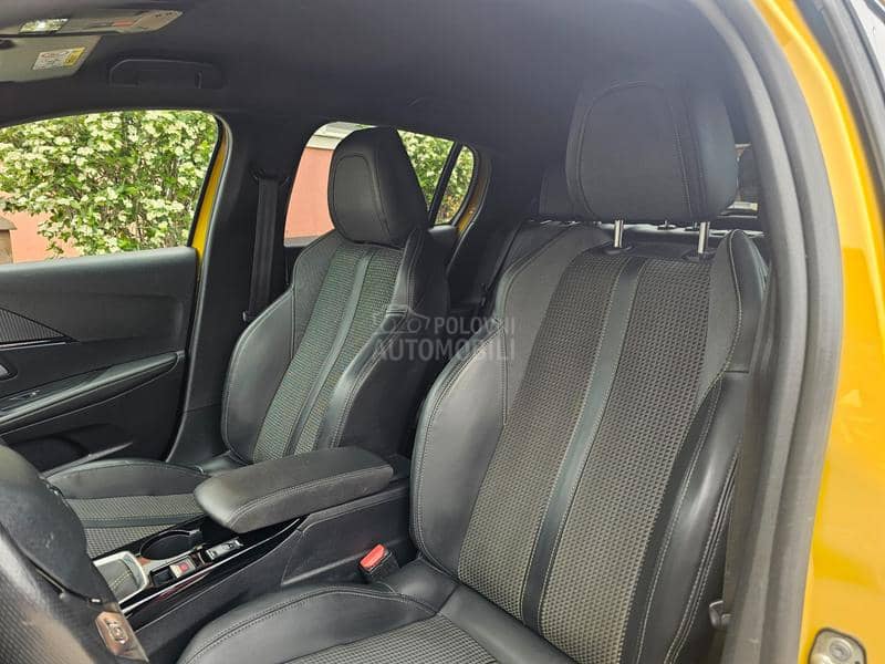 Peugeot 208 1.5HDI GTLine