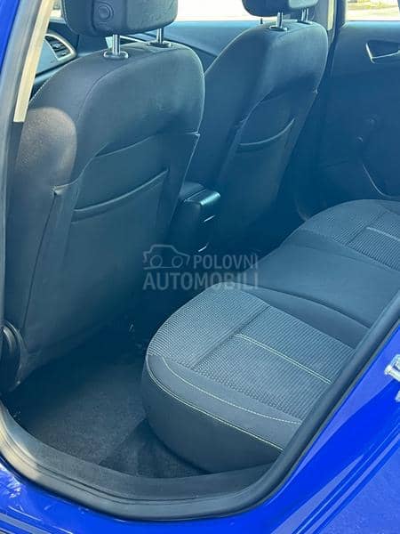 Opel Astra J 1.7 CDTI Švajcarac