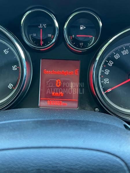 Opel Astra J 1.7 CDTI Švajcarac