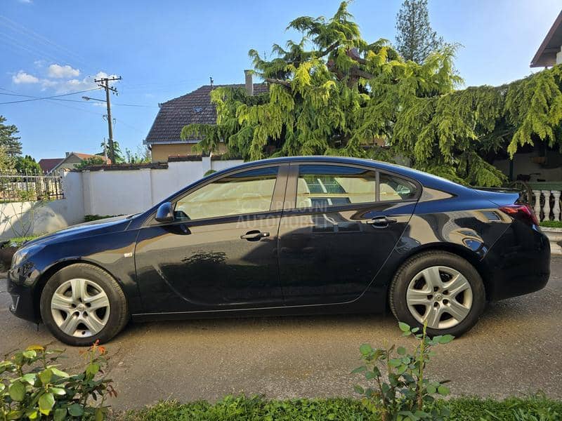 Opel Insignia 