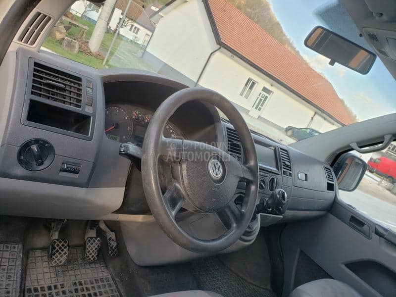 Volkswagen Transporter T5 