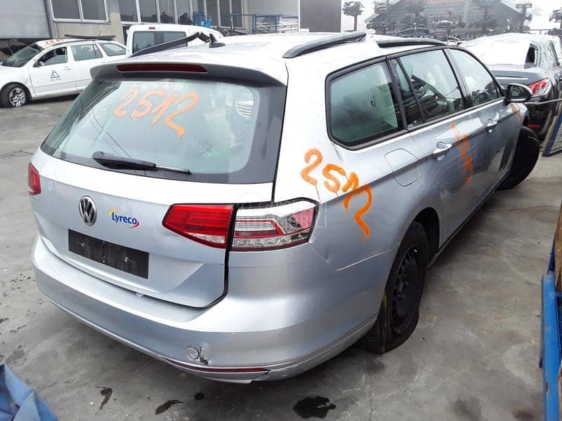 Volkswagen Passat B8 2015 -  kompletan auto u delovima