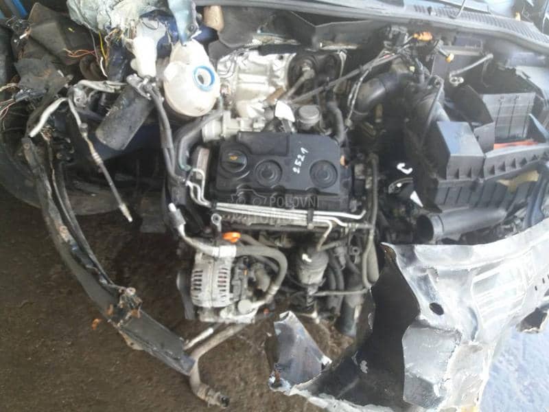 Škoda Octavia 2009 -  kompletan auto u delovima