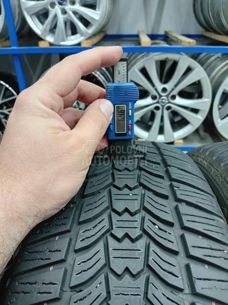 Sava 205/60 R16 Zimska