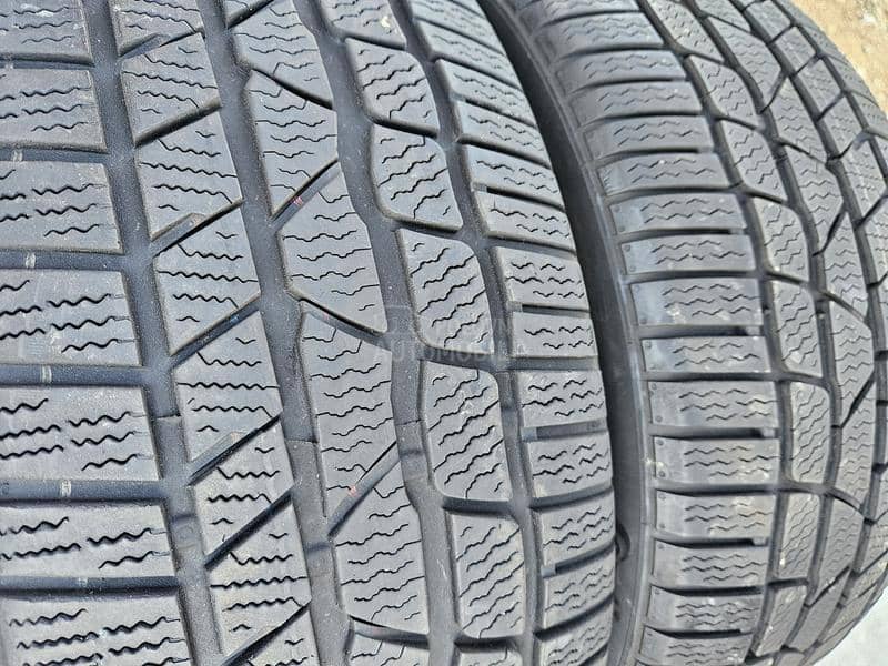 Continental 235/45 R19 Zimska