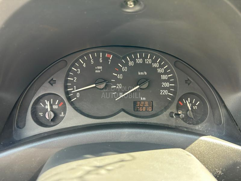 Opel Corsa C 1.2b 4 klipa