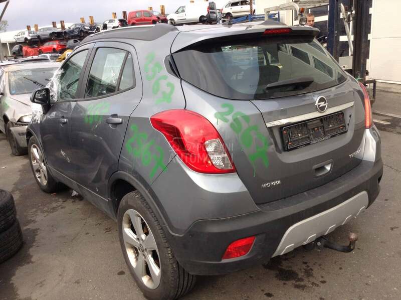 Opel Mokka 2013 -  kompletan auto u delovima