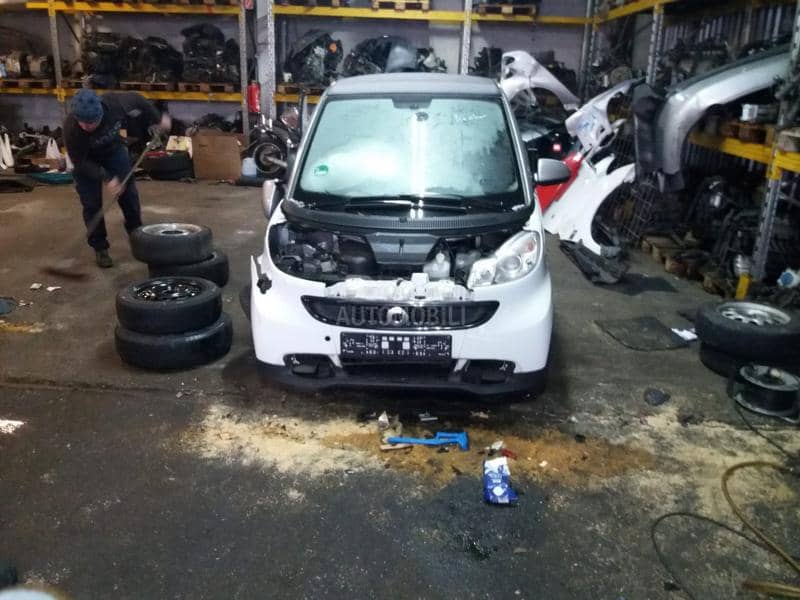 Smart ForTwo 2012 -  kompletan auto u delovima