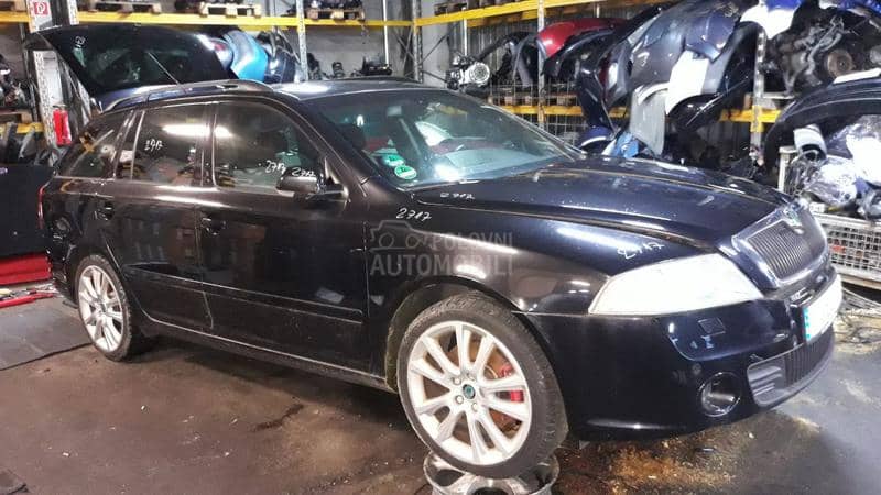 Škoda Octavia 2006 -  kompletan auto u delovima