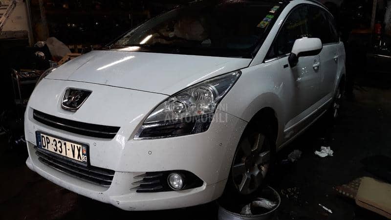 Peugeot 5008 2012 -  kompletan auto u delovima