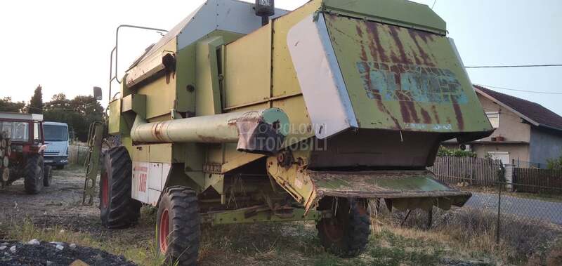 Claas Dominator 106