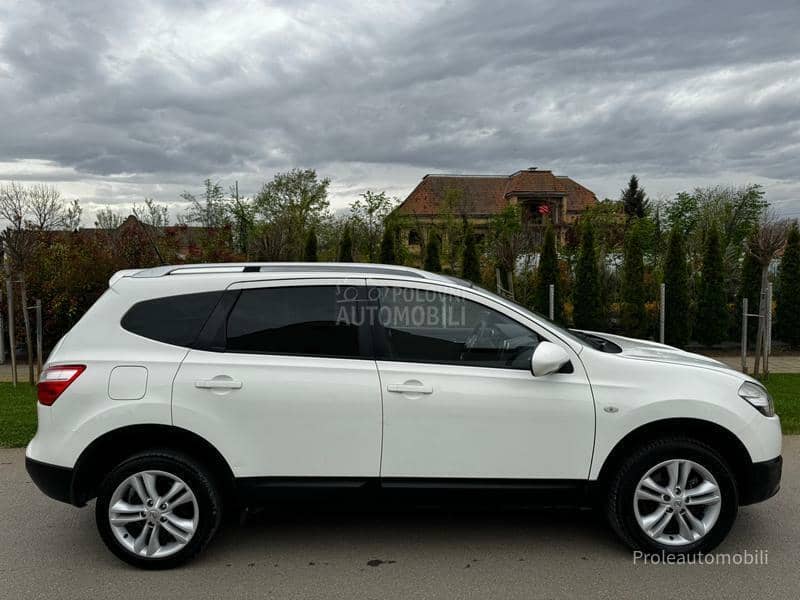 Nissan Qashqai + 2 2.0 dci 7 sedista