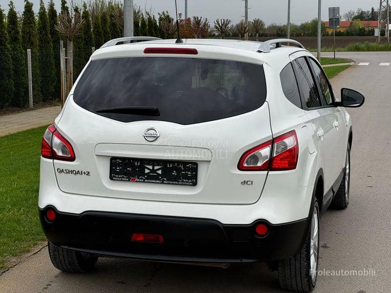 Nissan Qashqai + 2 2.0 dci 7 sedista