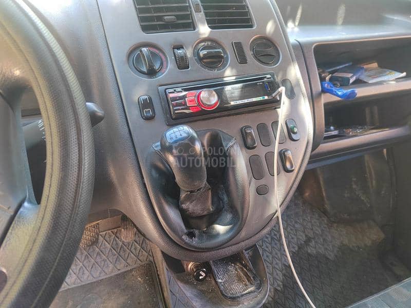 Mercedes Benz Vito w638