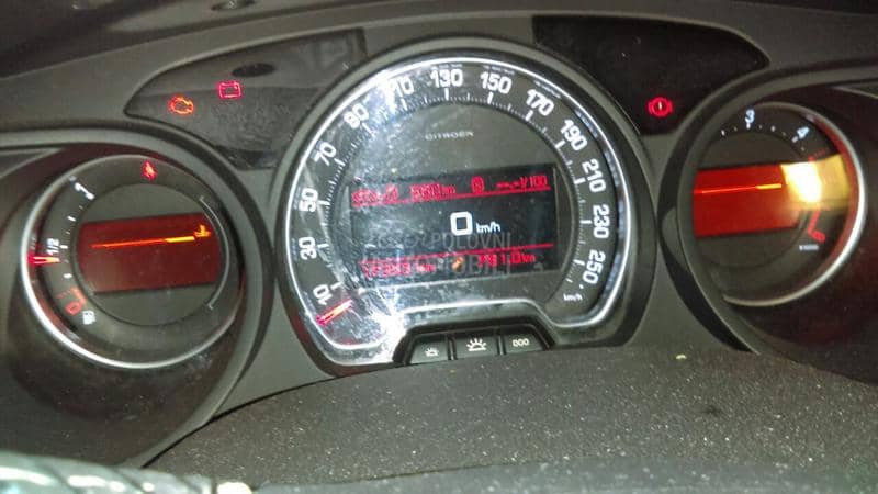 Citroen C5 2010 -  kompletan auto u delovima