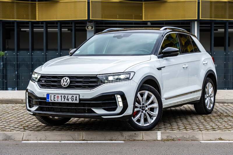 Volkswagen T-Roc R - 240HP