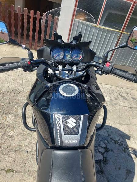 Suzuki v strom 650 dl