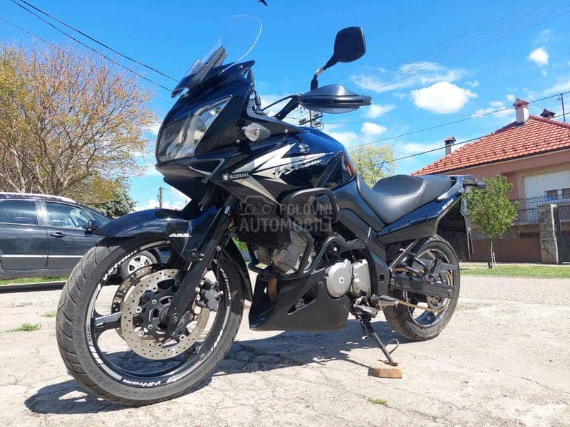 Suzuki v strom 650 dl