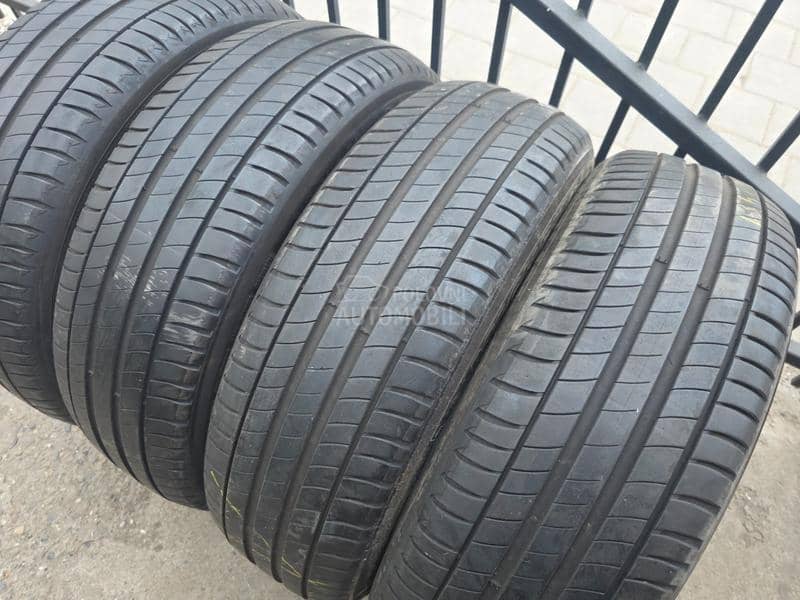 Michelin 215/65 R17 Letnja