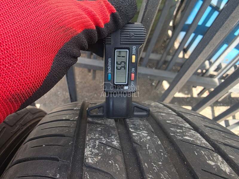 Falken 215/55 R17 Letnja