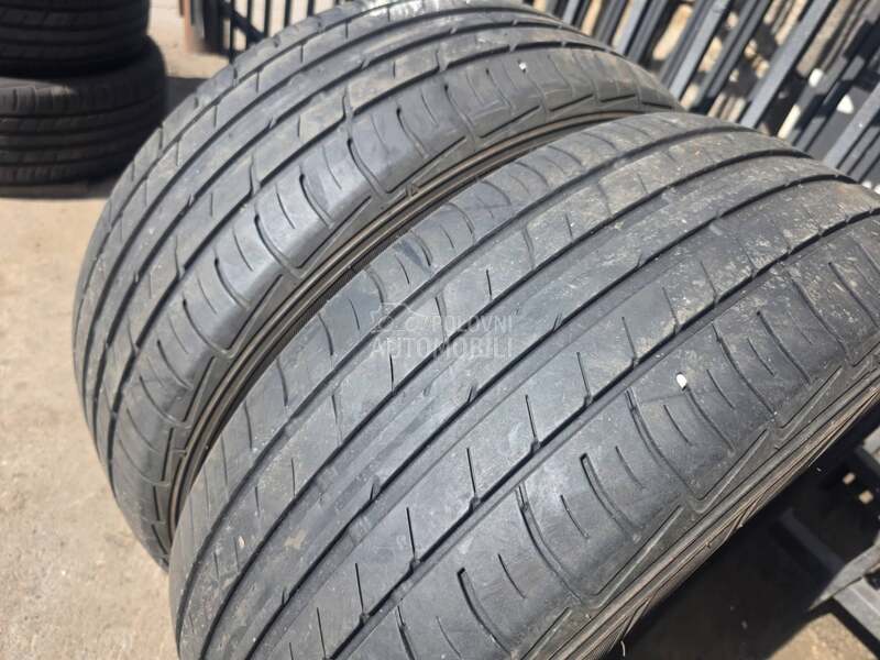 Falken 215/55 R17 Letnja