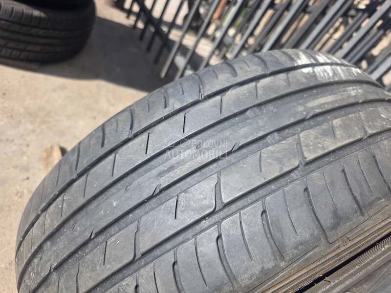 Falken 215/55 R17 Letnja