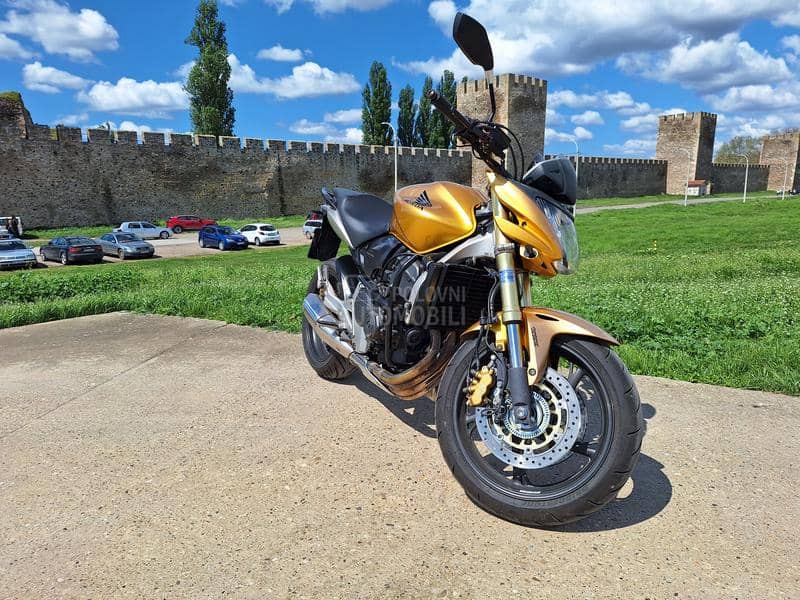 Honda Hornet CB600FA ABS