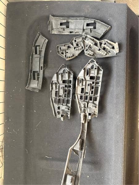 Klizaci branik prednjeg