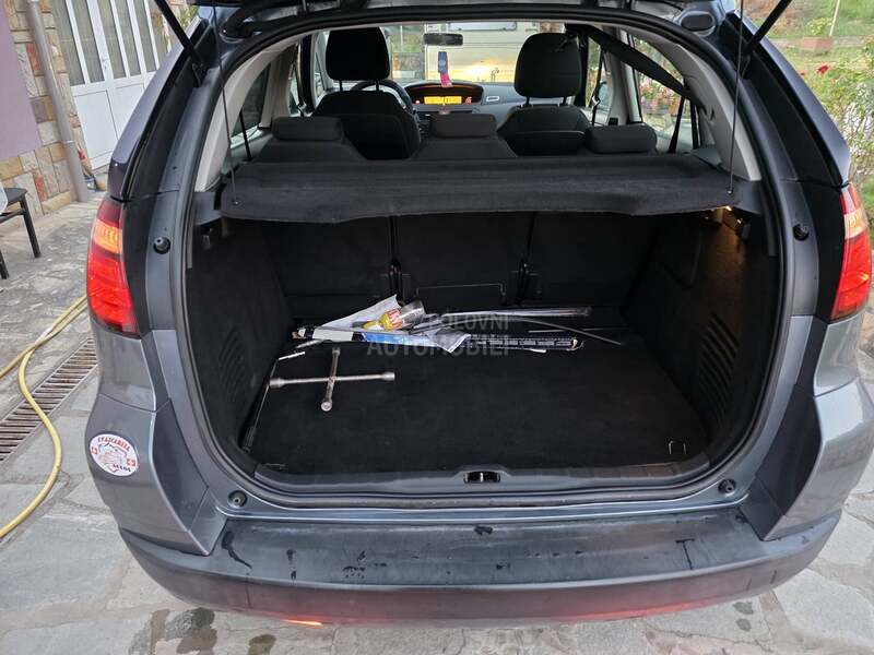 Citroen C4 Picasso 1.6hdi Svajcarija