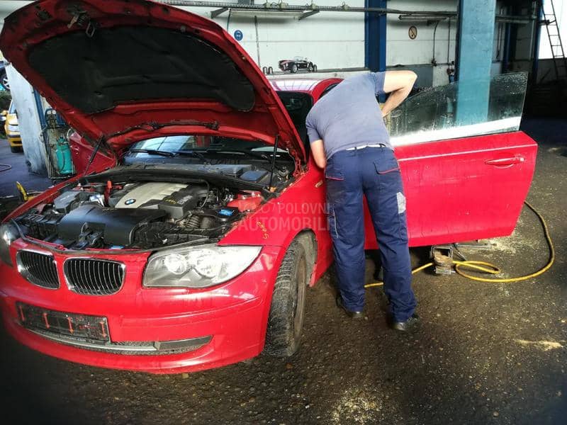 BMW Serija 1 2007 -  kompletan auto u delovima