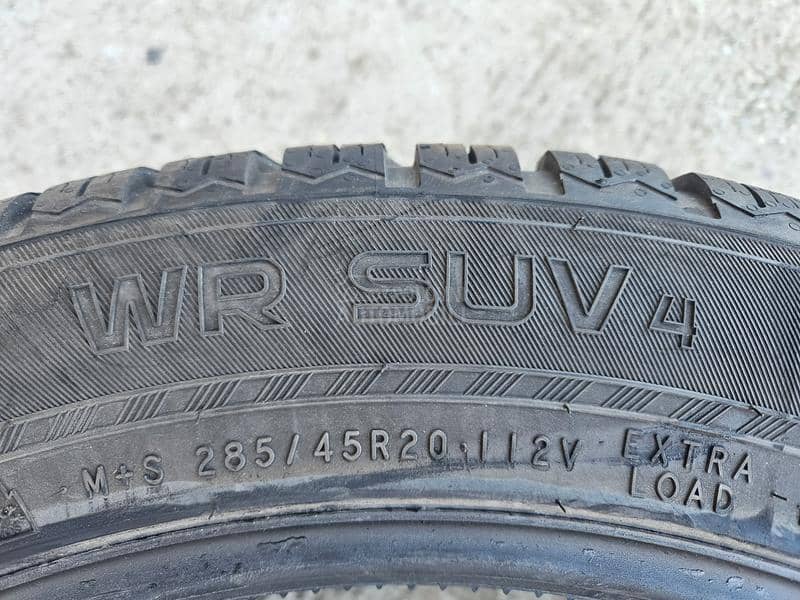 Nokian 285/45 R20 Zimska